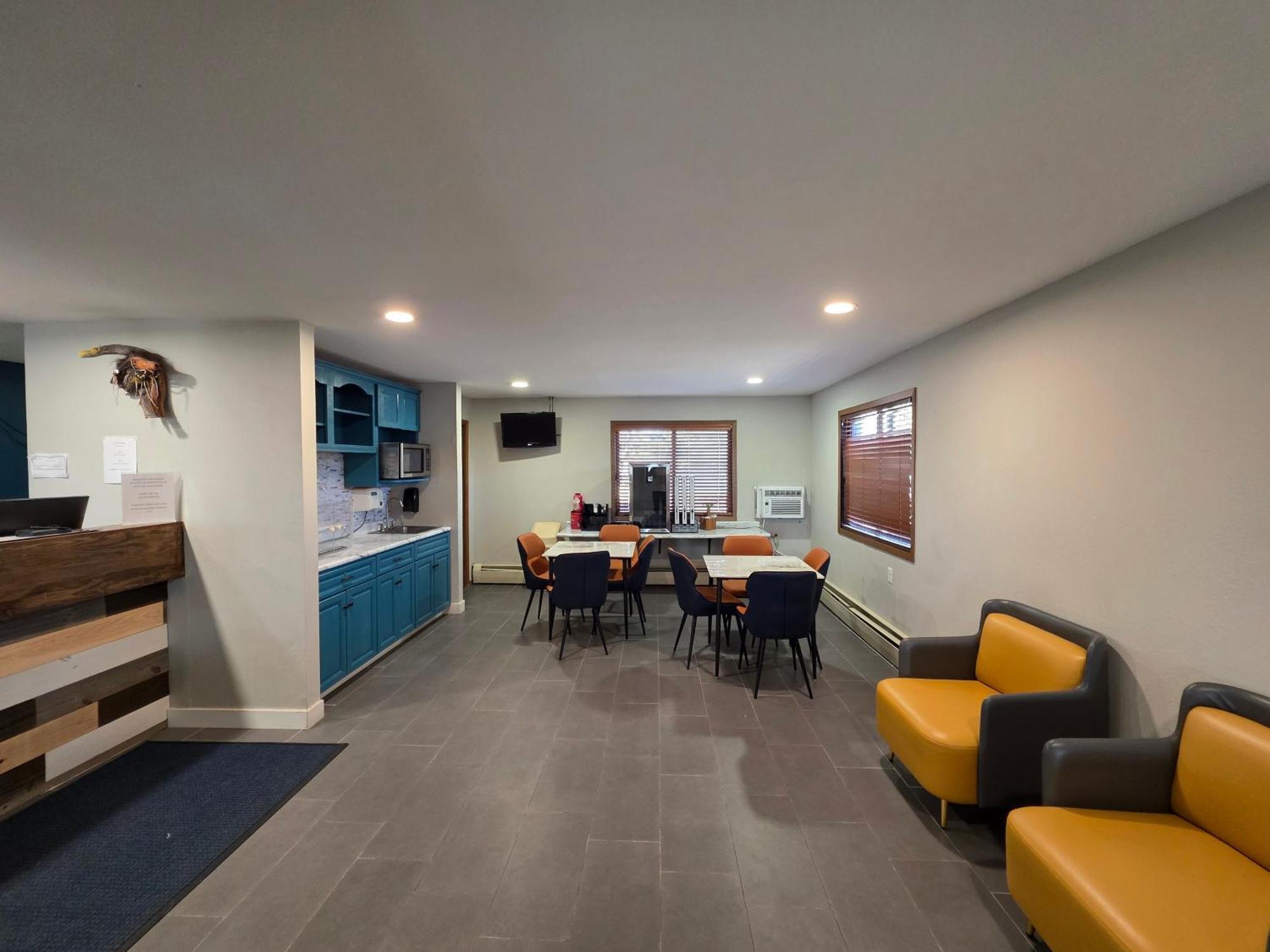 Motel Super 8 By Wyndham Hayward Wi Esterno foto