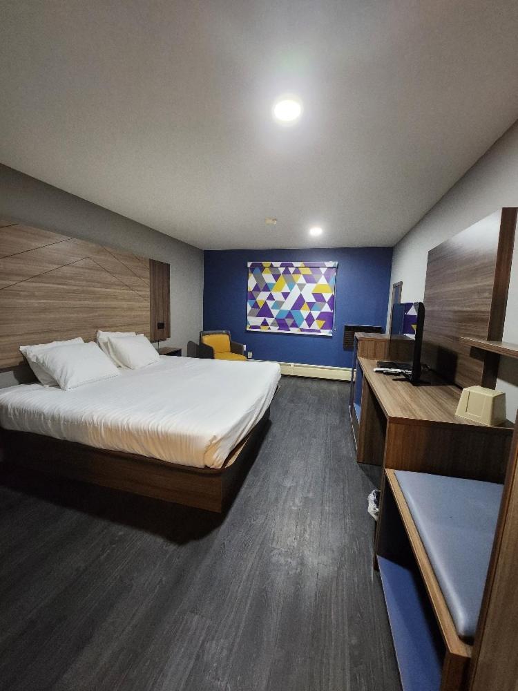 Motel Super 8 By Wyndham Hayward Wi Esterno foto