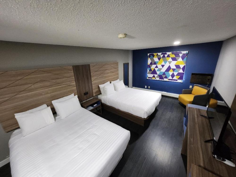 Motel Super 8 By Wyndham Hayward Wi Esterno foto