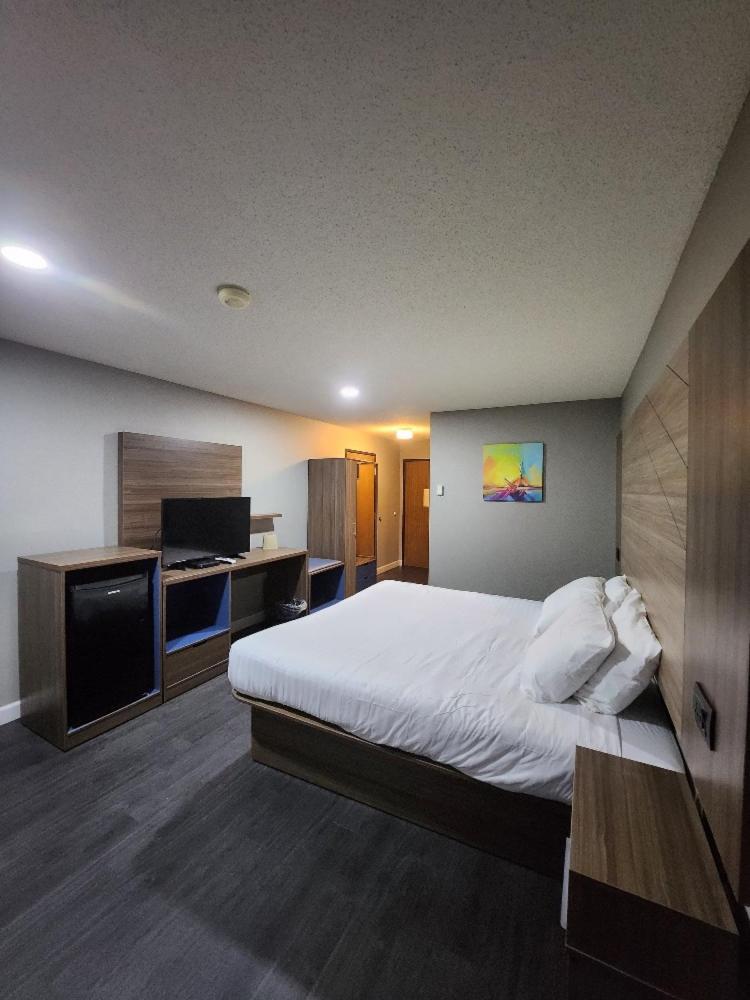 Motel Super 8 By Wyndham Hayward Wi Esterno foto