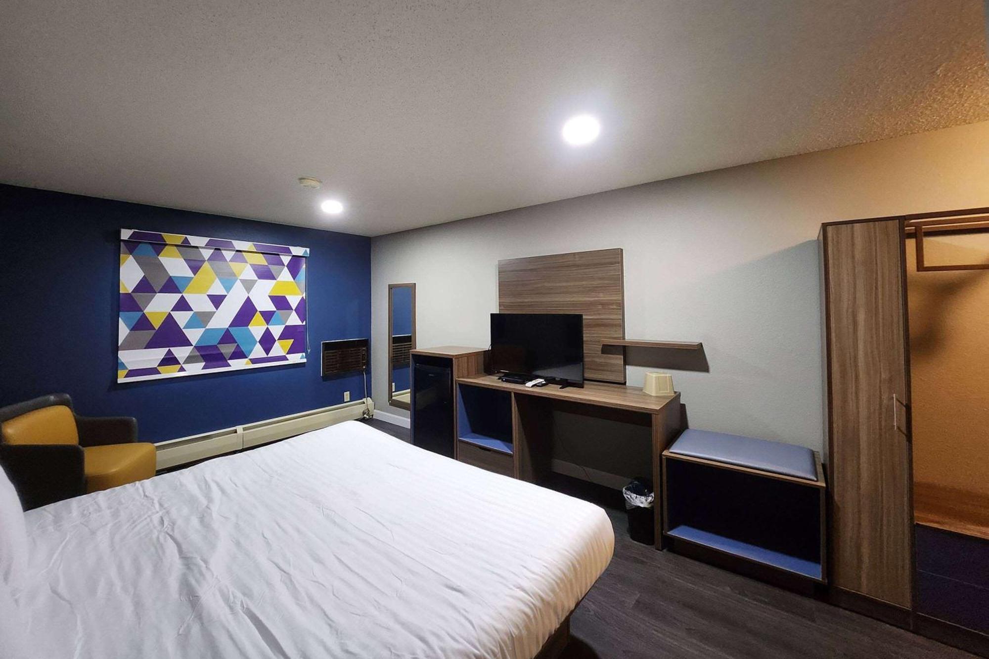 Motel Super 8 By Wyndham Hayward Wi Esterno foto