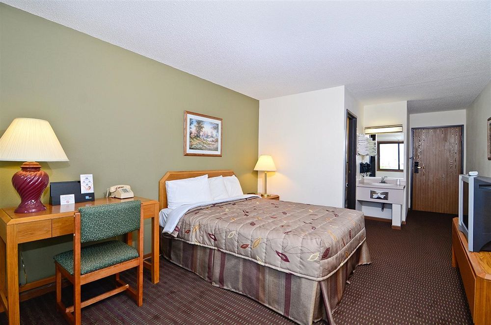 Motel Super 8 By Wyndham Hayward Wi Esterno foto