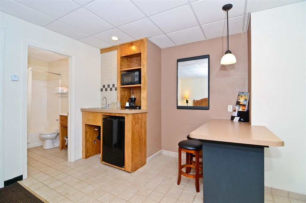 Motel Super 8 By Wyndham Hayward Wi Esterno foto